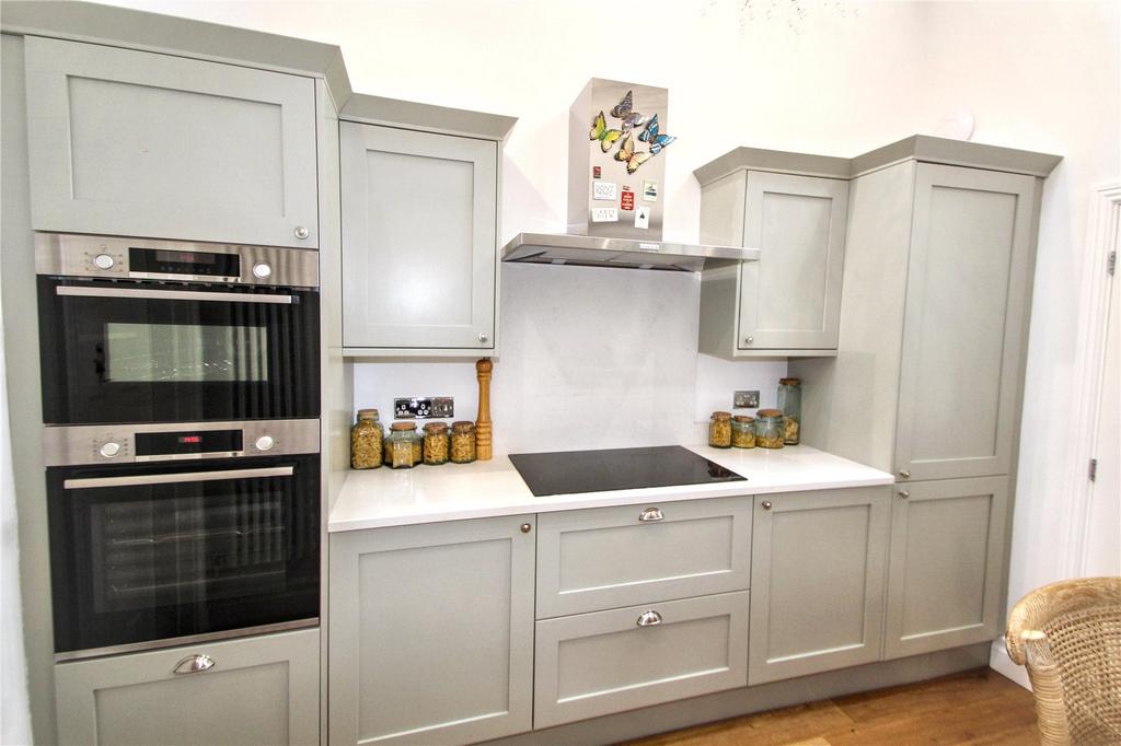 Kitchen (2)
