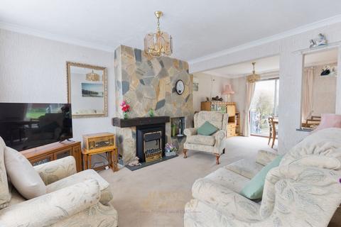 undefined, Dickens Road, Crawley RH10