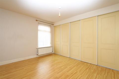 3 bedroom terraced house to rent, Melford Street, Tong Street, Bradford