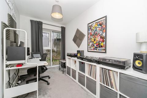 undefined, 1 Waterloo Road, Uxbridge, UB8