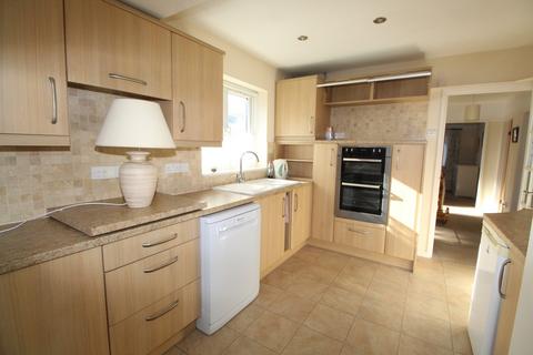 undefined, Larch Drive, Lutterworth LE17
