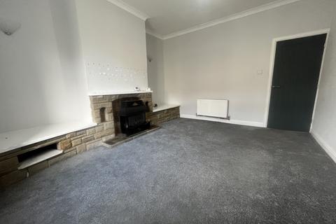 3 bedroom terraced house to rent, Thornville Street, DEWSBURY