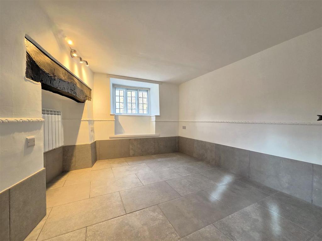 1 Almshouse - Lounge.jpg