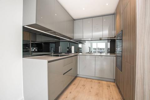 1 bedroom flat for sale, Smithfield Square, Hornsey, London, N8