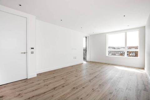 1 bedroom flat for sale, Smithfield Square, Hornsey, London, N8