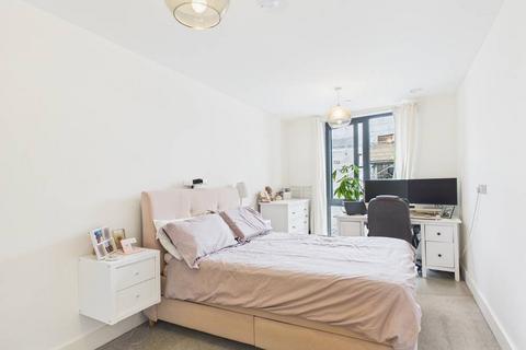 1 bedroom apartment for sale, Mill Mead, Staines-upon-Thames, Surrey, TW18