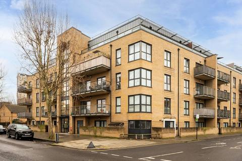 2 bedroom flat to rent, Monmouth Court, Bermondsey, London, SE1
