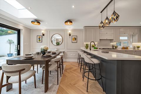 5 bedroom detached house for sale, Clive Road, Twickenham TW1