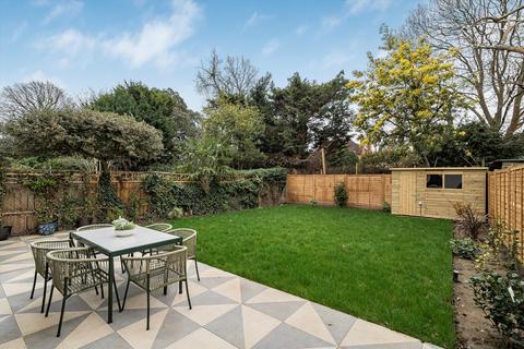 undefined, Clive Road, Twickenham TW1