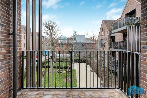 undefined, Olmstead Close, London, N10