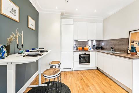 1 bedroom apartment to rent, Hamlet Gardens, King Street, W6