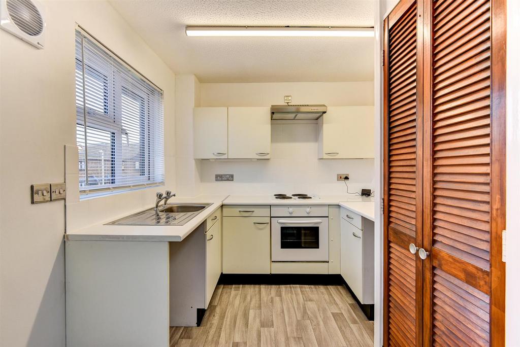 For Sale by Aspire Residential Pilgrims Walk