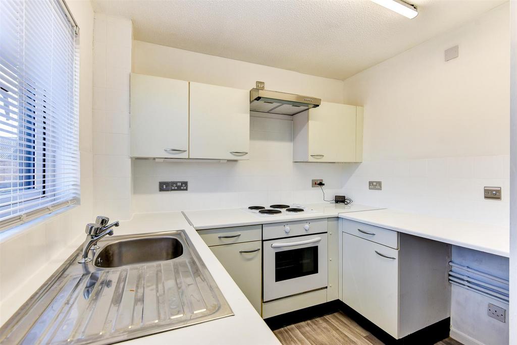 For Sale by Aspire Residential Pilgrims Walk
