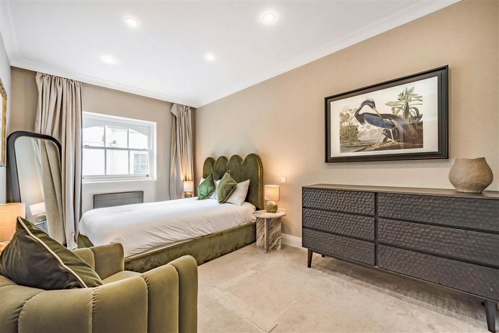 House in London - More