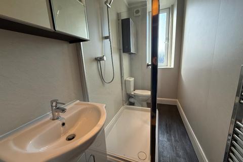 1 bedroom flat to rent, Albion Road, Edinburgh EH7