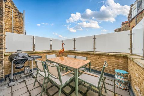 1 bedroom flat for sale, Barclay Road, Fulham, London, SW6