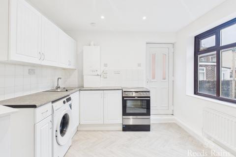 2 bedroom terraced house to rent, Grosvenor Terrace, Trimdon Station TS29
