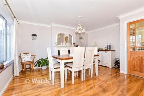 undefined, Robins Close, Maidstone ME17