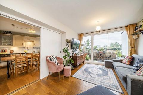 undefined, Augustus Close, Brentford TW8
