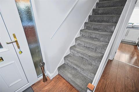 3 bedroom semi-detached house for sale, Tantelen Road, Canvey Island SS8