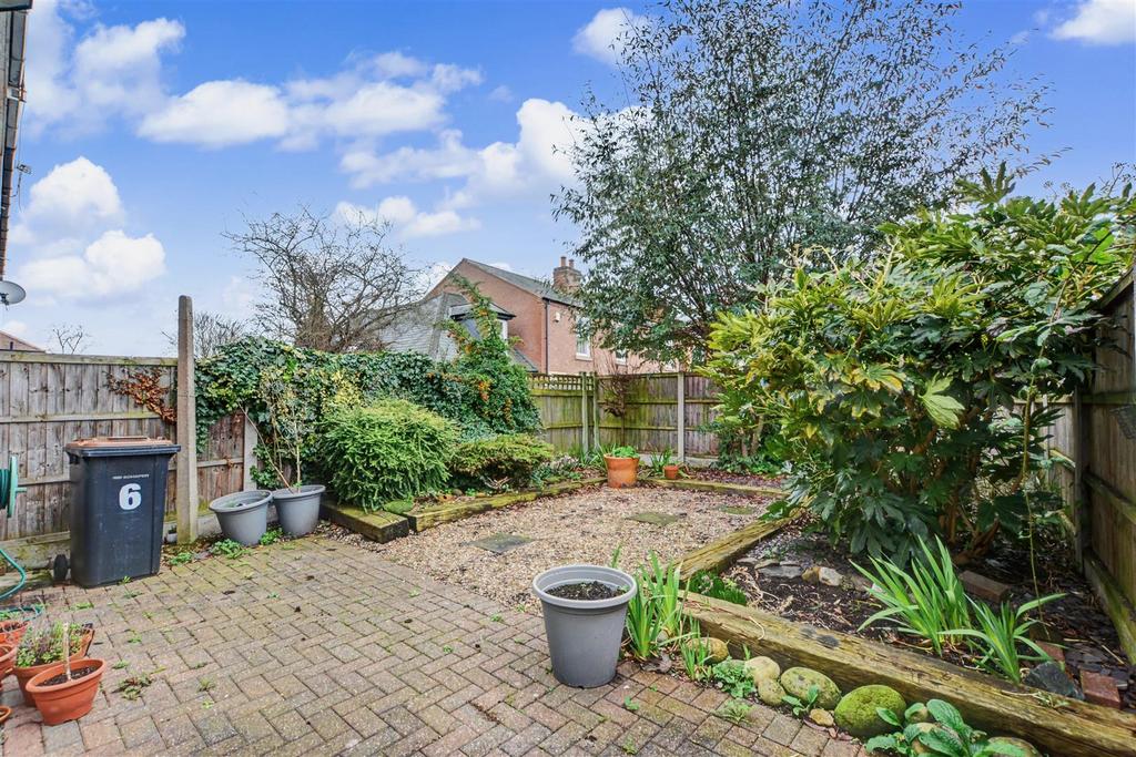 Garden 1.jpeg