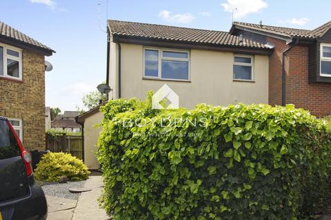 1 bedroom end of terrace house to rent, Nash Close, Manningtree CO11