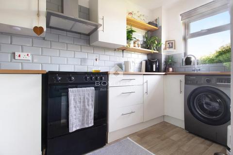 1 bedroom end of terrace house to rent, Nash Close, Manningtree CO11