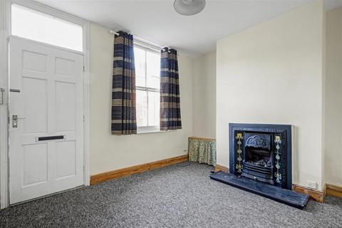 3 bedroom end of terrace house for sale, Collington Street, Beeston, Nottingham