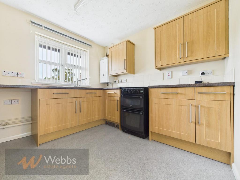 Kitchen 2.jpg
