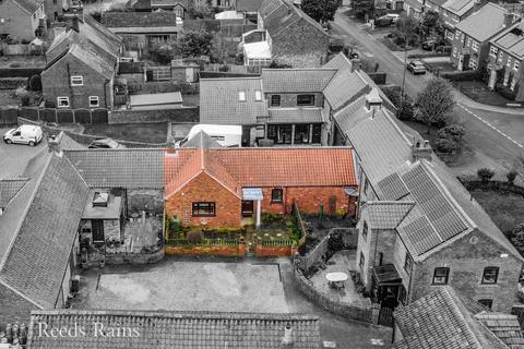 2 bedroom bungalow for sale, Swan Close, York YO19