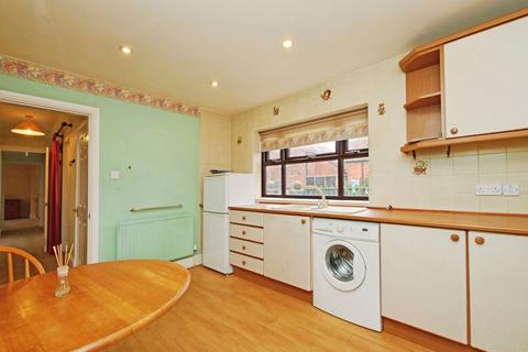 2 bedroom bungalow for sale, Swan Close, York YO19