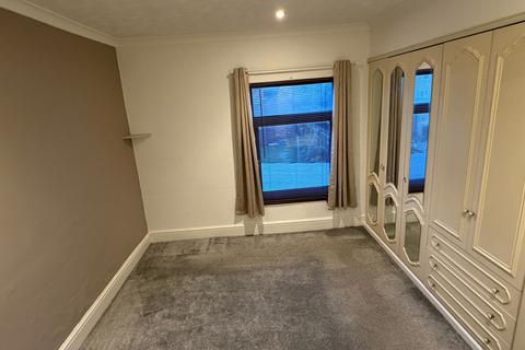 3 bedroom terraced house to rent, 40 Alfreton Road, Underwood