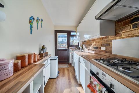 2 bedroom terraced house for sale, Tuns Hill Cottages, Reading