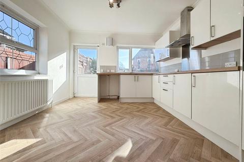2 bedroom bungalow for sale, The Close, Lincoln LN1