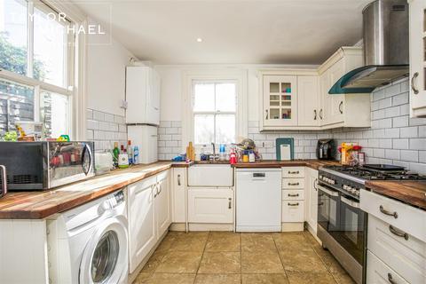 6 bedroom terraced house to rent, Eastern Road, Brighton