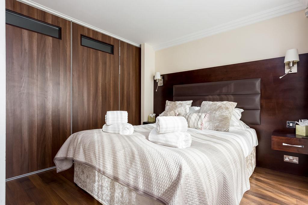 18a Studland Dene-ph8 web300.jpg