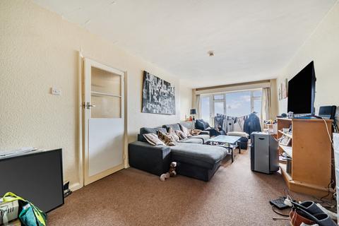 2 bedroom flat for sale, Ariel Court, Brighton Road, Lancing, West Sussex, BN15