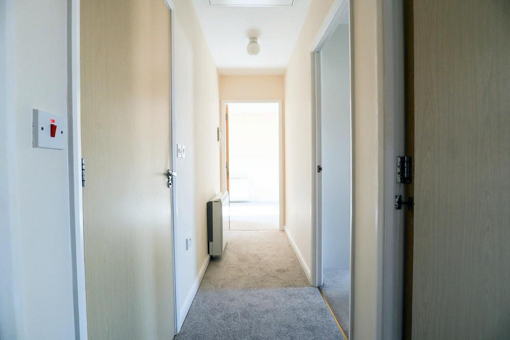 Entrance hallway.jpg