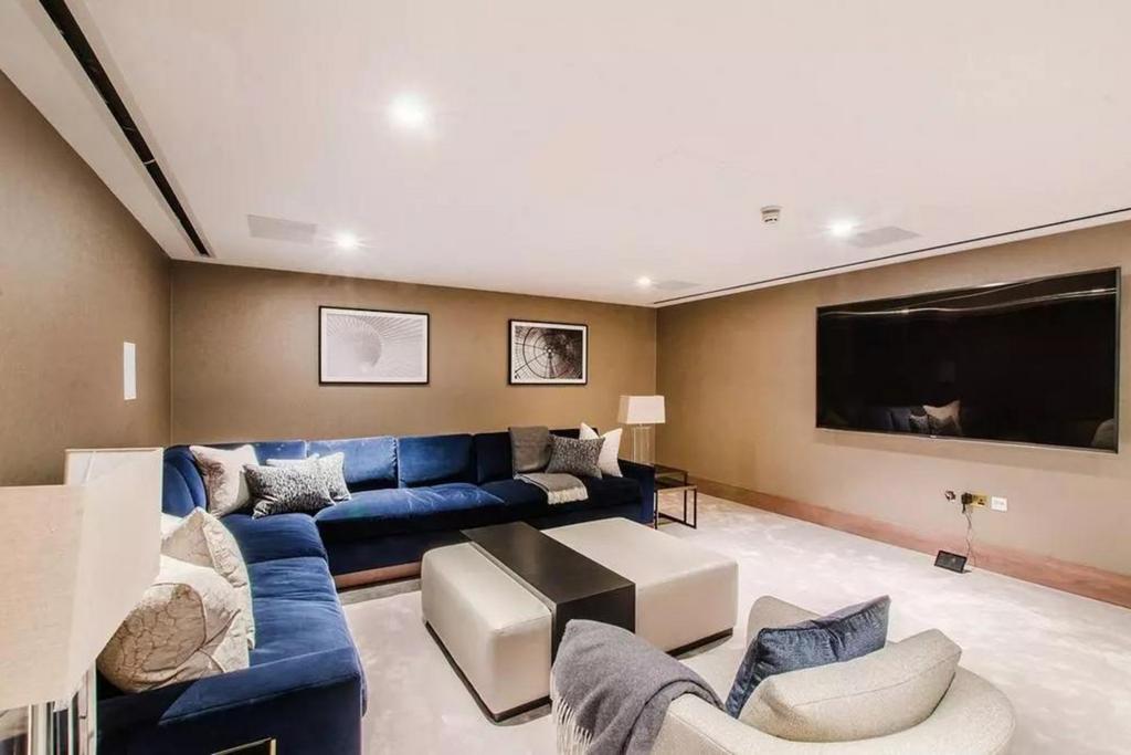 Residents TV Room