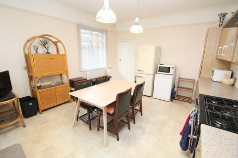 3 bedroom detached bungalow for sale, Little Glen Road, Leicester LE2