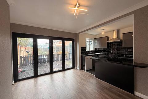 3 bedroom semi-detached house to rent, Dunvegan Road, Birmingham, B24