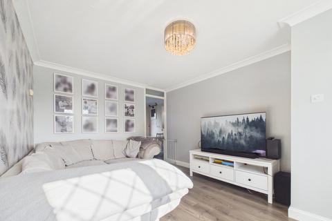 undefined, Calshot Place, Calcot, Reading, RG31