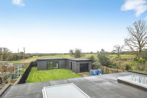 4 bedroom semi-detached house for sale, The Street, Freston, Ipswich