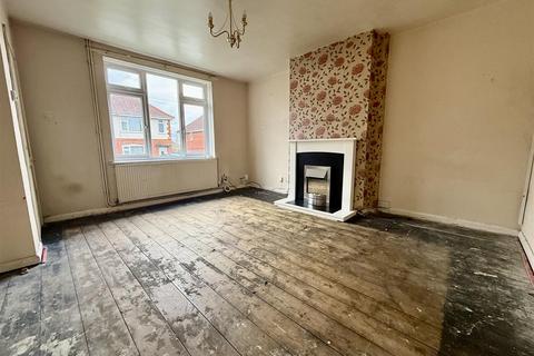 3 bedroom semi-detached house for sale, Studley Rise, Trowbridge BA14