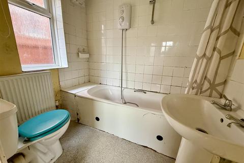 3 bedroom semi-detached house for sale, Studley Rise, Trowbridge BA14