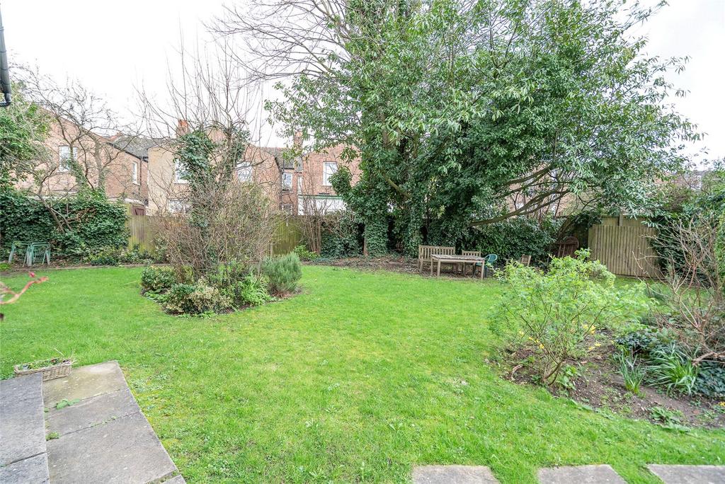 Communal Gardens D