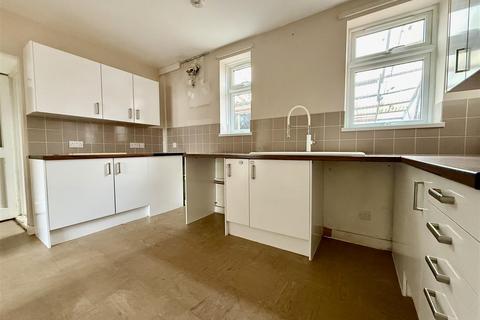 3 bedroom semi-detached house for sale, Charles Street, Trowbridge BA14
