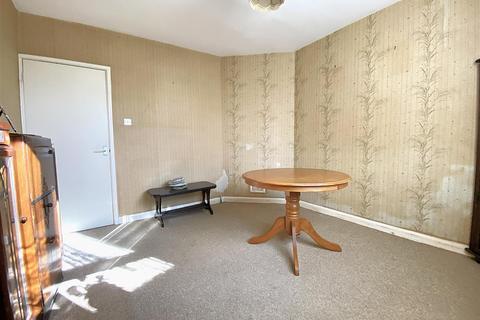 3 bedroom townhouse for sale, Coleman Road, Leicester