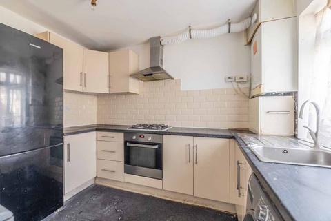 5 bedroom semi-detached house for sale, North Road, West Drayton UB7