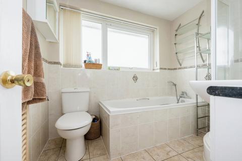 3 bedroom semi-detached house for sale, Belvoir Walk, Bedford, Bedfordshire, MK41